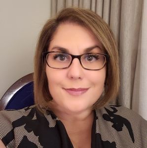 Meet your Posher, Izabel